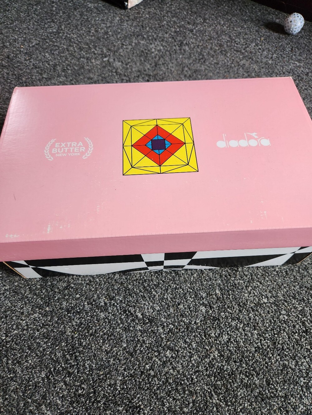 Diadora x Extra Butter S8000 Suspiria Sneakers in Violet Magic - Picture 8 of 9